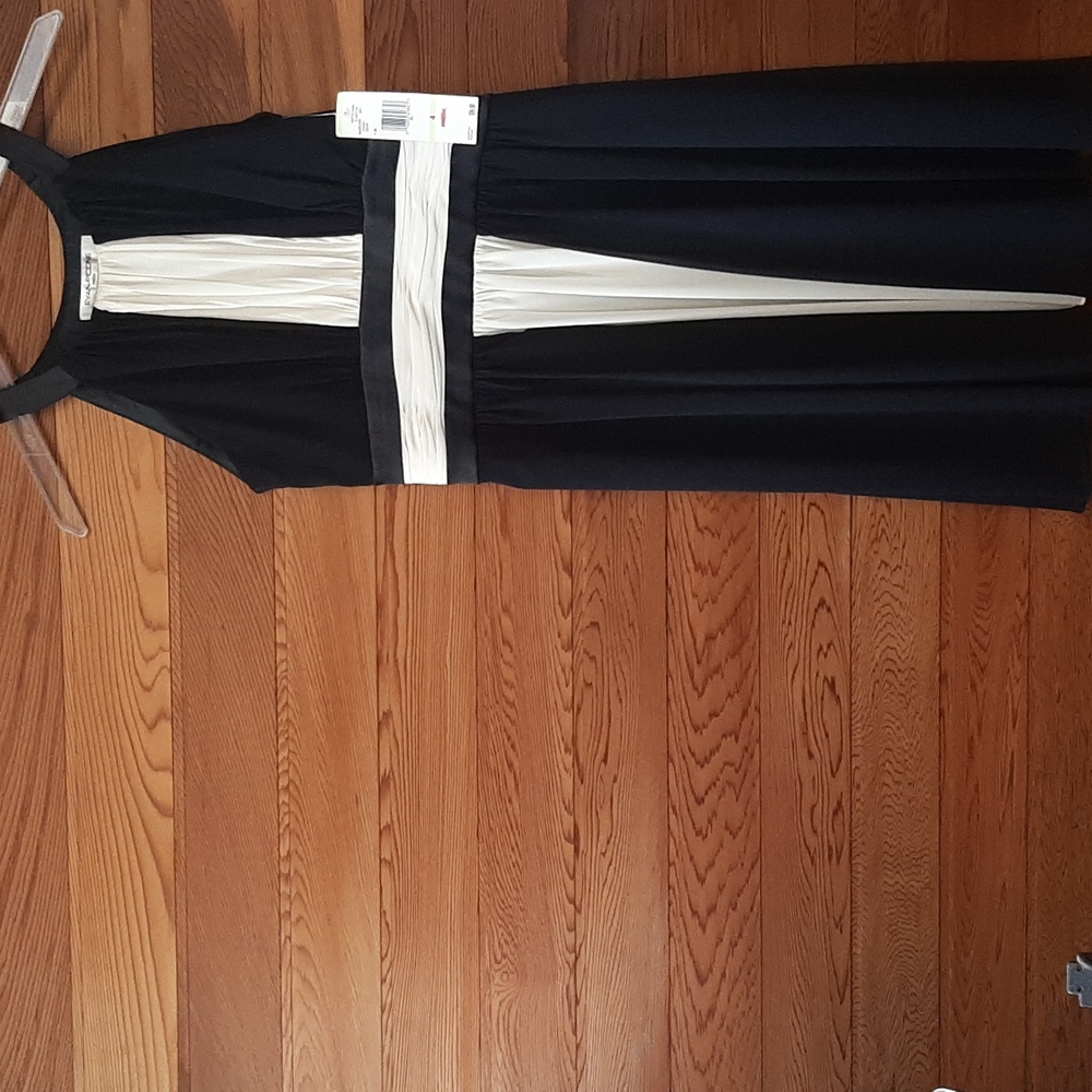 NWT Evan-Picone Black & White Evening Dress (Size 4)